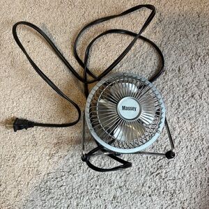 Silver Massey Mini Desk Fan